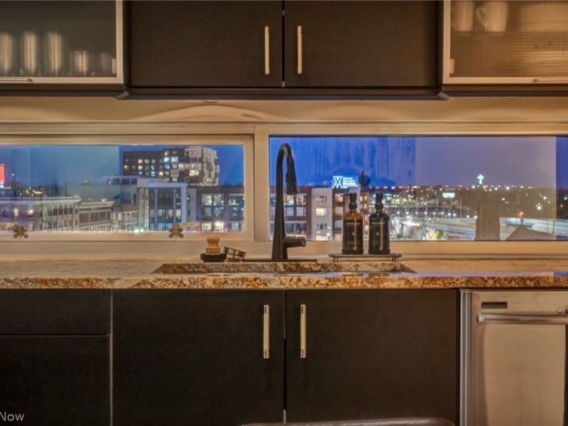 2222 Detroit Avenue, Unit 1101, Cleveland, OH 44113 Photo 15