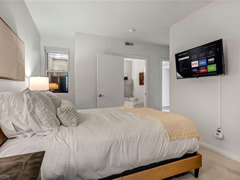 2222 Detroit Avenue, Unit 1101, Cleveland, OH 44113 Photo 24