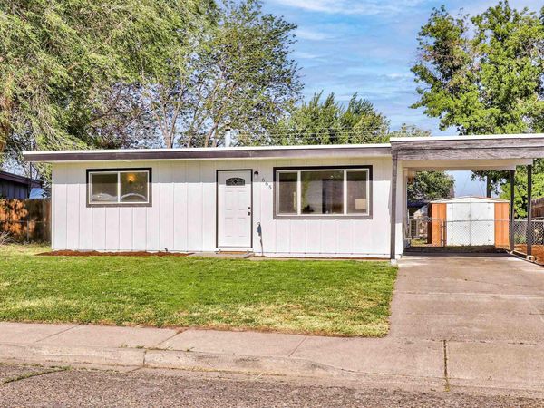 665 S 13th East, Mountain Home, ID 83647