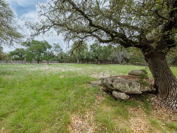 5742 SPRING BRANCH RD, Spring Branch, TX 78070