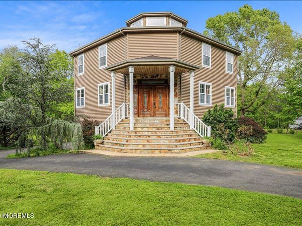 314 Smithburg Road, Manalapan, NJ 07726