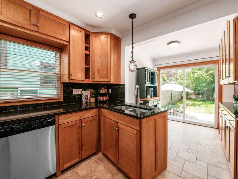154 E Kelso Road, Columbus, OH 43202 Photo 15