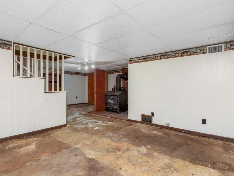 6655 Lockville Road NW, Carroll, OH 43112 Photo 24