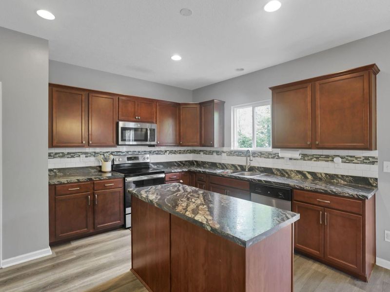 3986 Snowcreek Drive, Grove City, OH 43123 Photo 6