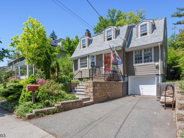 12 Overlook Ave, West Orange, NJ 07052