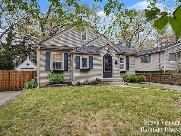 927 JOSLIN Street SE, Grand Rapids, MI 49507