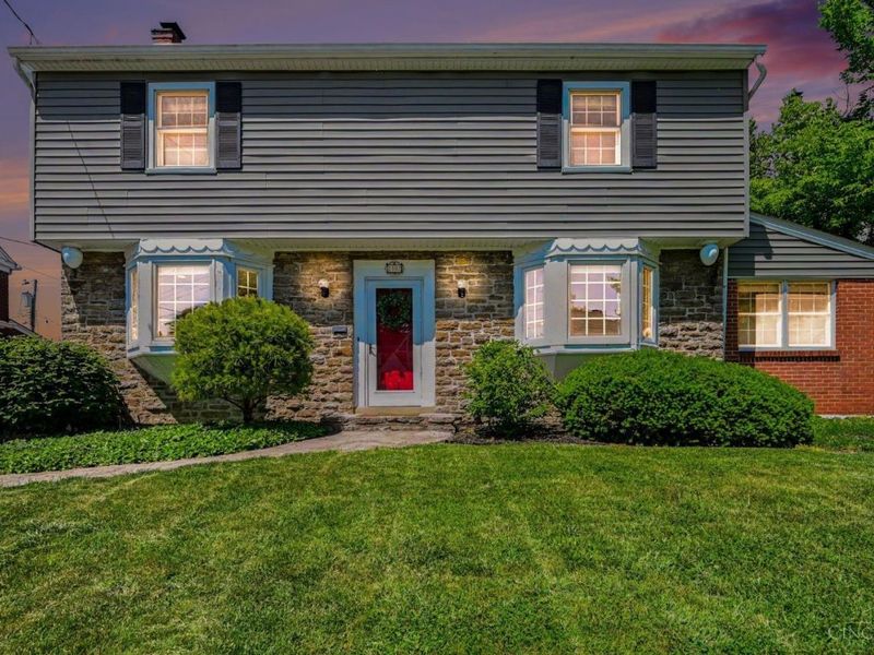 1102 Sunnyslope Drive, Cincinnati, OH 45229 Photo 1