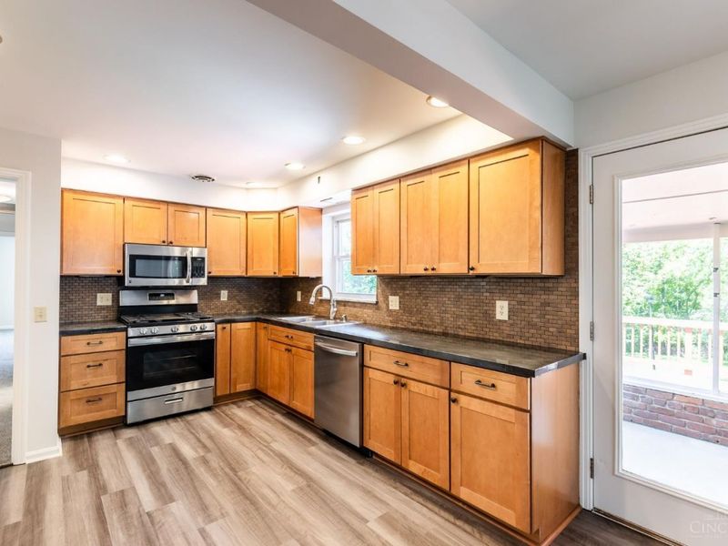 7172 Pfeiffer Road, Montgomery, OH 45242 Photo 10