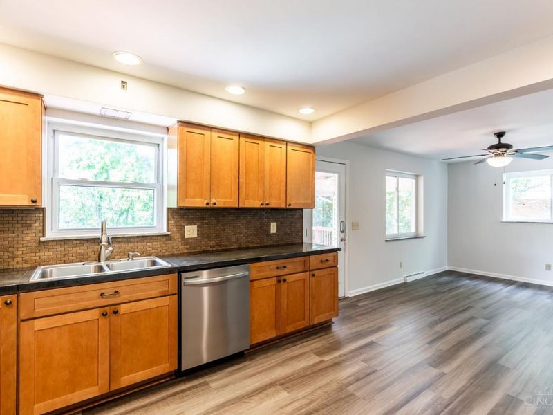 7172 Pfeiffer Road, Montgomery, OH 45242 Photo 12