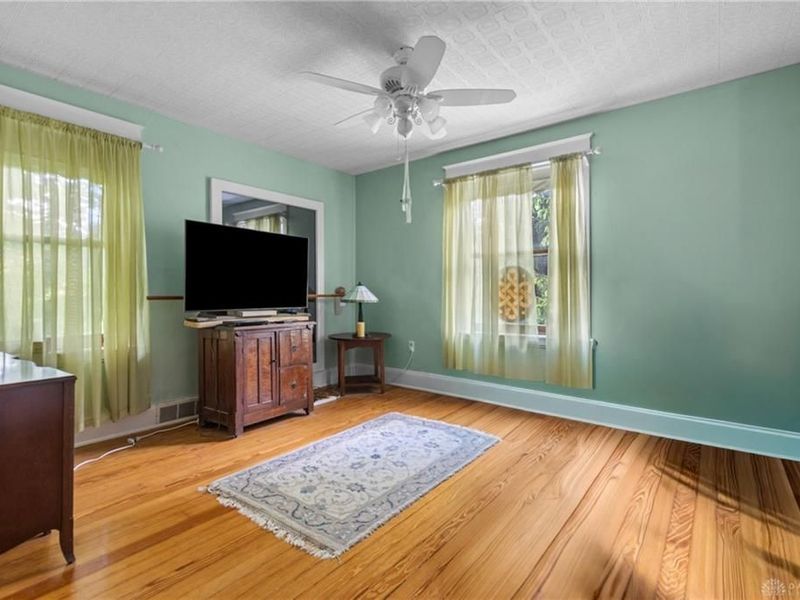 250 E Broadway Street, Loveland, OH 45140 Photo 23