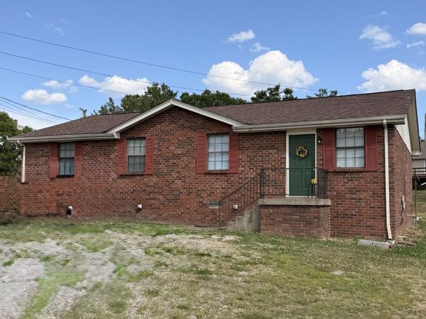 1140 Sioux Ter, Madison, TN 37115