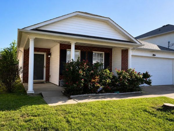 5681 Dory Dr , Antioch, TN 37013