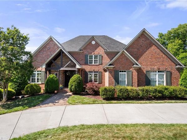2133 Cherrywood Drive , Clemmons, NC 27012