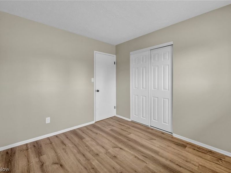 5863 Kimberly Drive, Bedford Heights, OH 44146 Photo 28