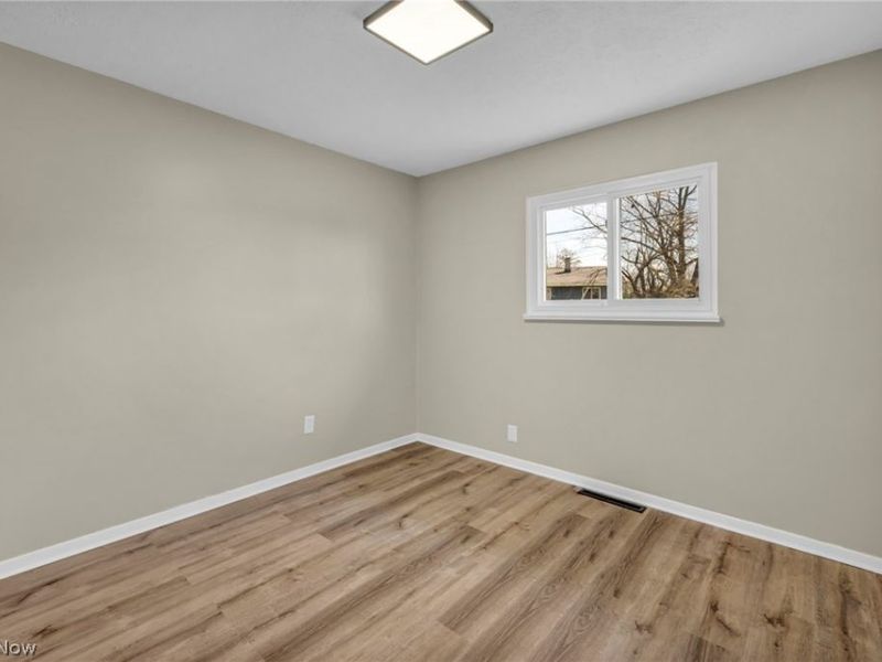 5863 Kimberly Drive, Bedford Heights, OH 44146 Photo 29