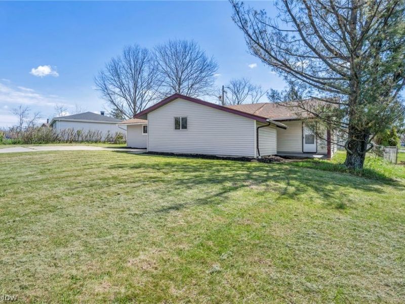 5863 Kimberly Drive, Bedford Heights, OH 44146 Photo 4