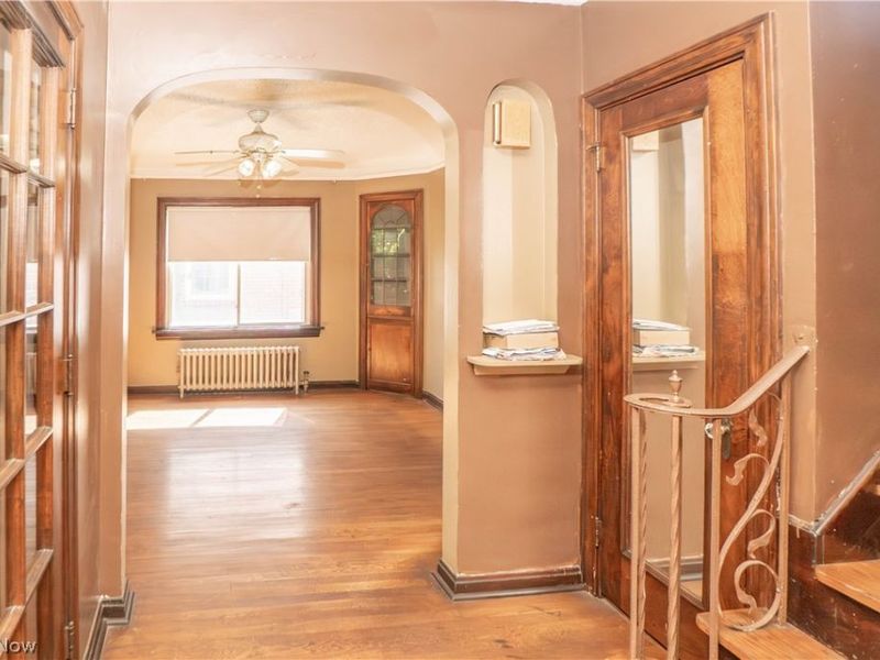 3812 E Antisdale Road , South Euclid, OH 44118 Photo 5