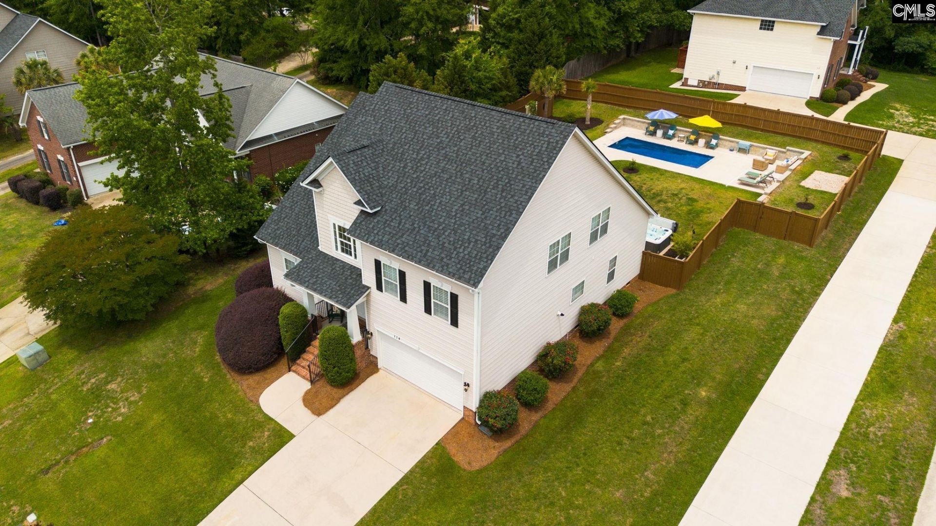 114 Leslie Loch Lane  Photo 6