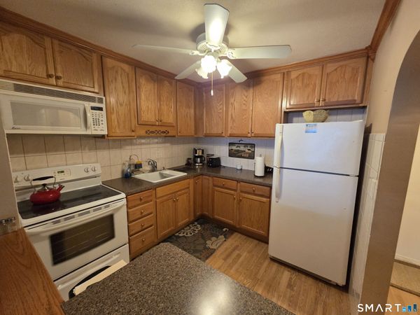 300 Meadowside, Unit 311, Milford, CT 06460