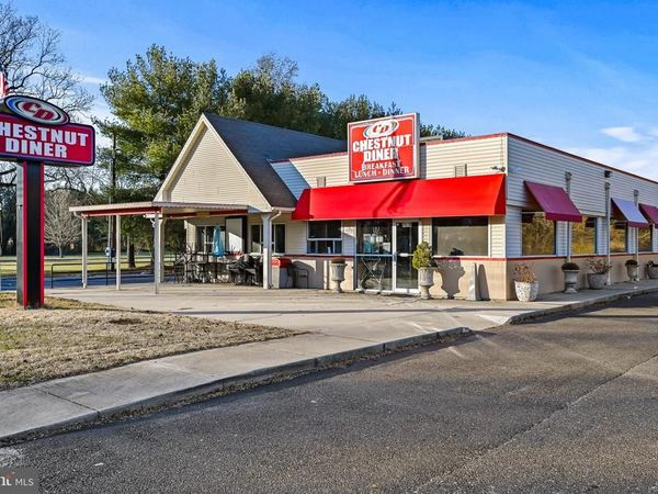 2578 E CHESTNUT AVENUE , VINELAND, NJ 08361