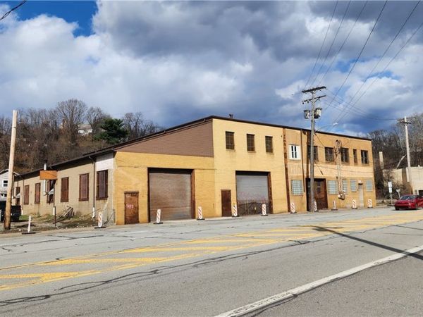 2121 5th Ave, Mckeesport, PA 15132