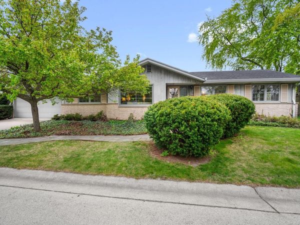 321 Birch STREET, Glendale, WI 53217
