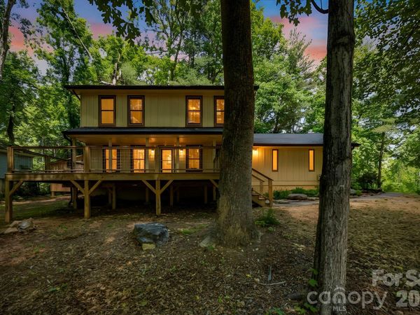 1 Eastway Court, Fletcher, NC 28732