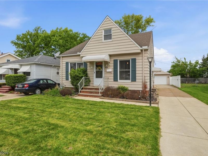 9210 Fernhill Avenue, Parma, OH 44129 Photo 2