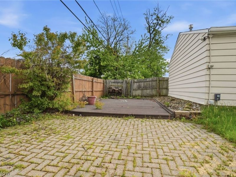 9210 Fernhill Avenue, Parma, OH 44129 Photo 30