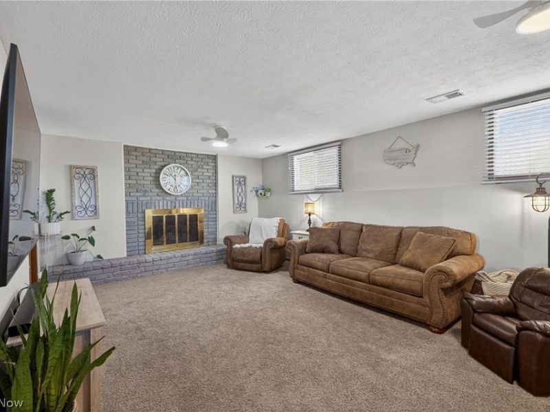 286 E 310th Street , Willowick, OH 44095 Photo 22