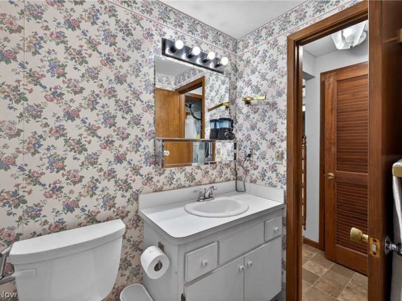 286 E 310th Street , Willowick, OH 44095 Photo 33