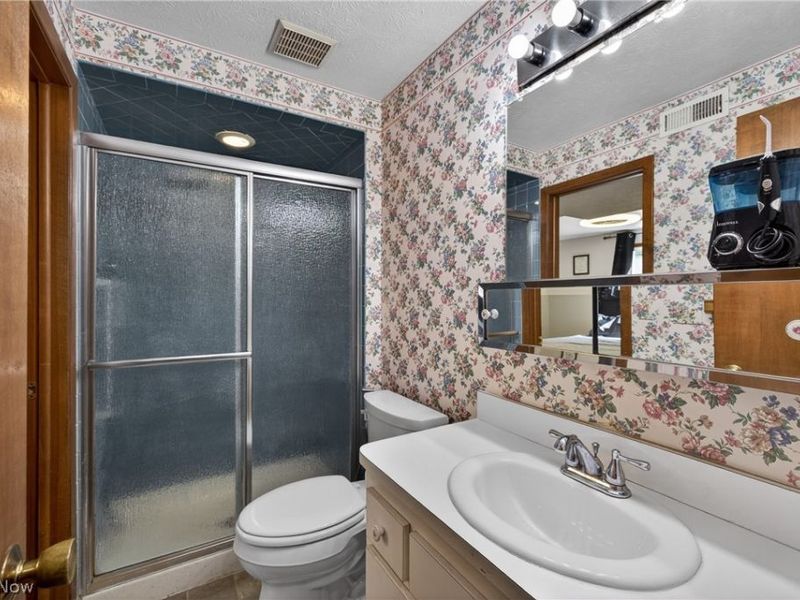 286 E 310th Street , Willowick, OH 44095 Photo 34