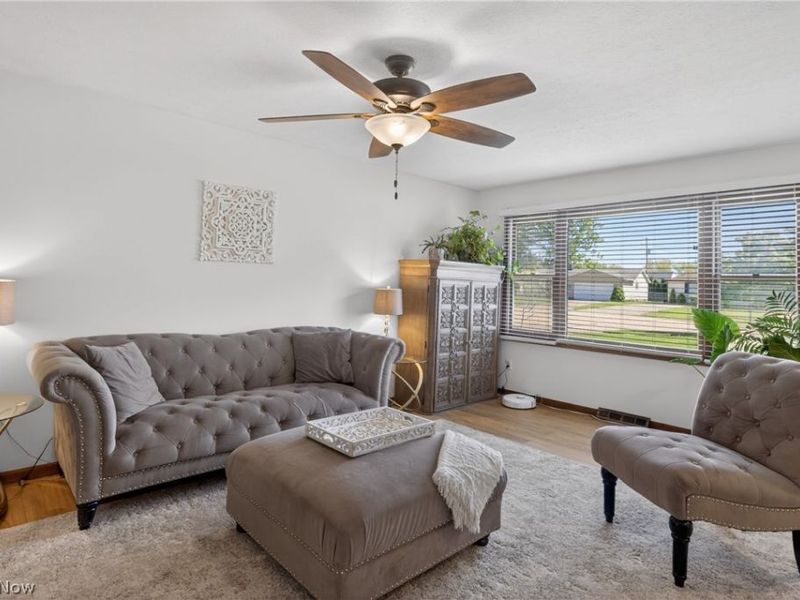 286 E 310th Street , Willowick, OH 44095 Photo 8