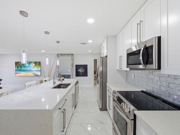 6396 Country Wood Way, Delray Beach, FL 33484