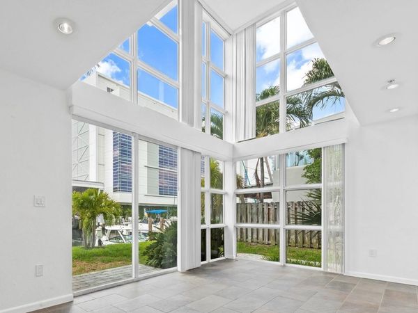 1490 SE 15th Street, Unit 104, Fort Lauderdale, FL 33316