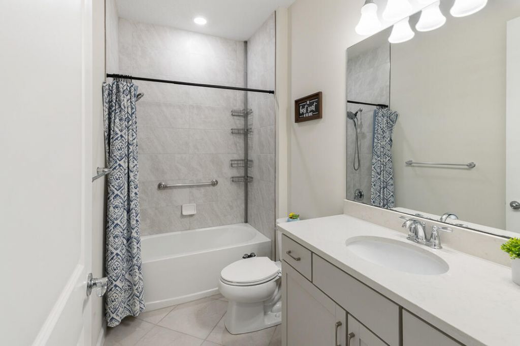 471 SE Vallarta Drive, Port Saint Lucie, FL 34984 Photo