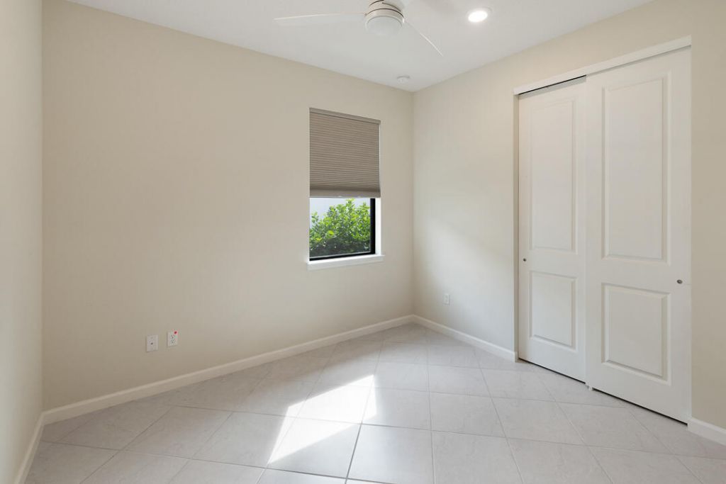 471 SE Vallarta Drive, Port Saint Lucie, FL 34984 Photo