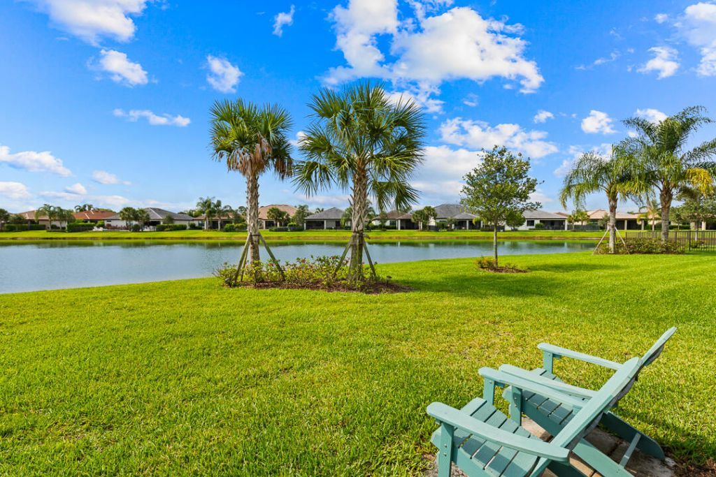 471 SE Vallarta Drive, Port Saint Lucie, FL 34984 Photo