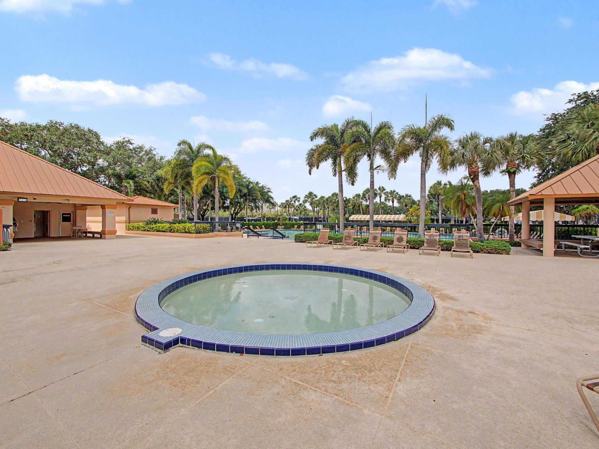 2631 Mohawk Circle, West Palm Beach, FL 33409 Photo