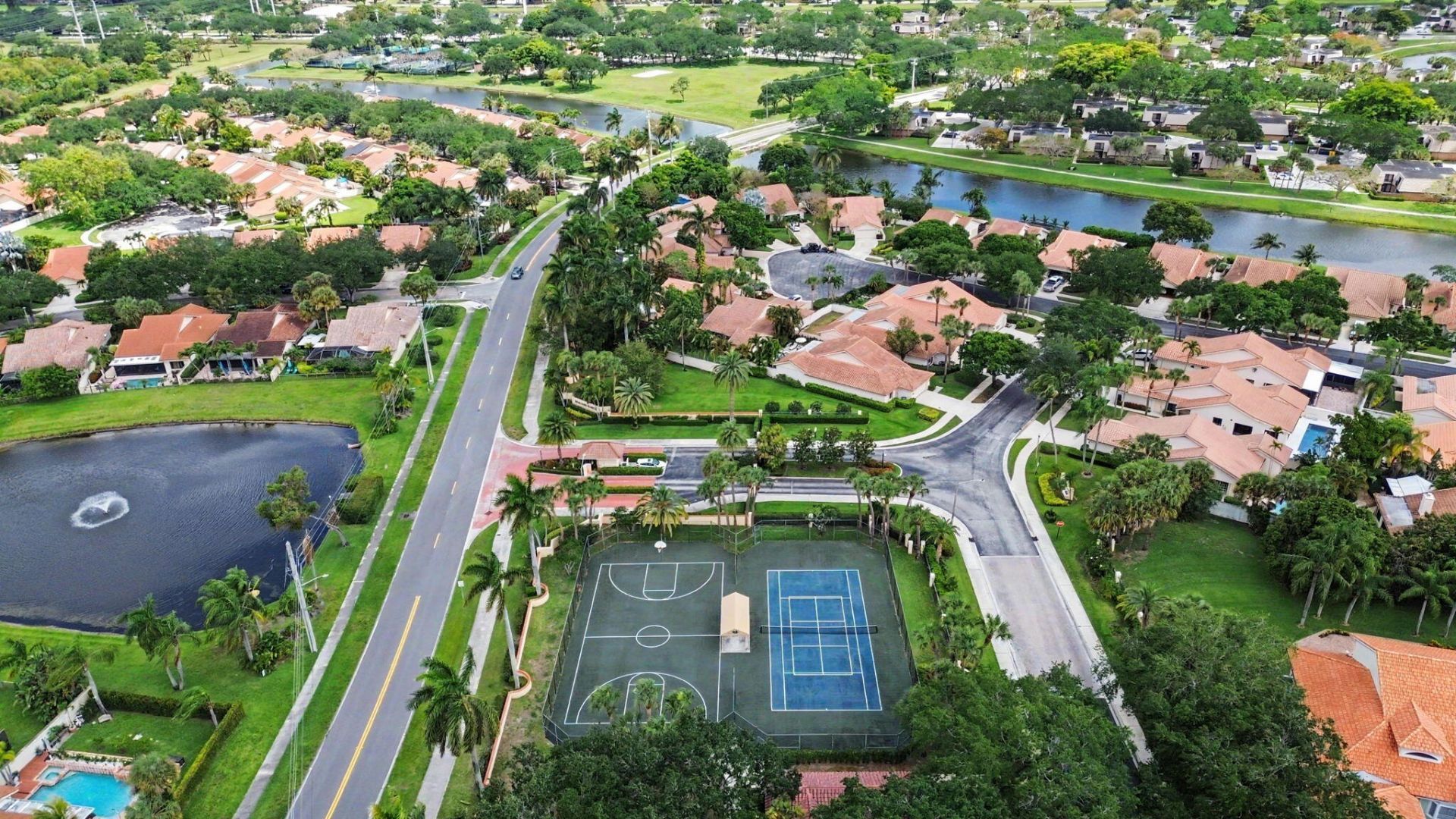 2631 Mohawk Circle, West Palm Beach, FL 33409 Photo