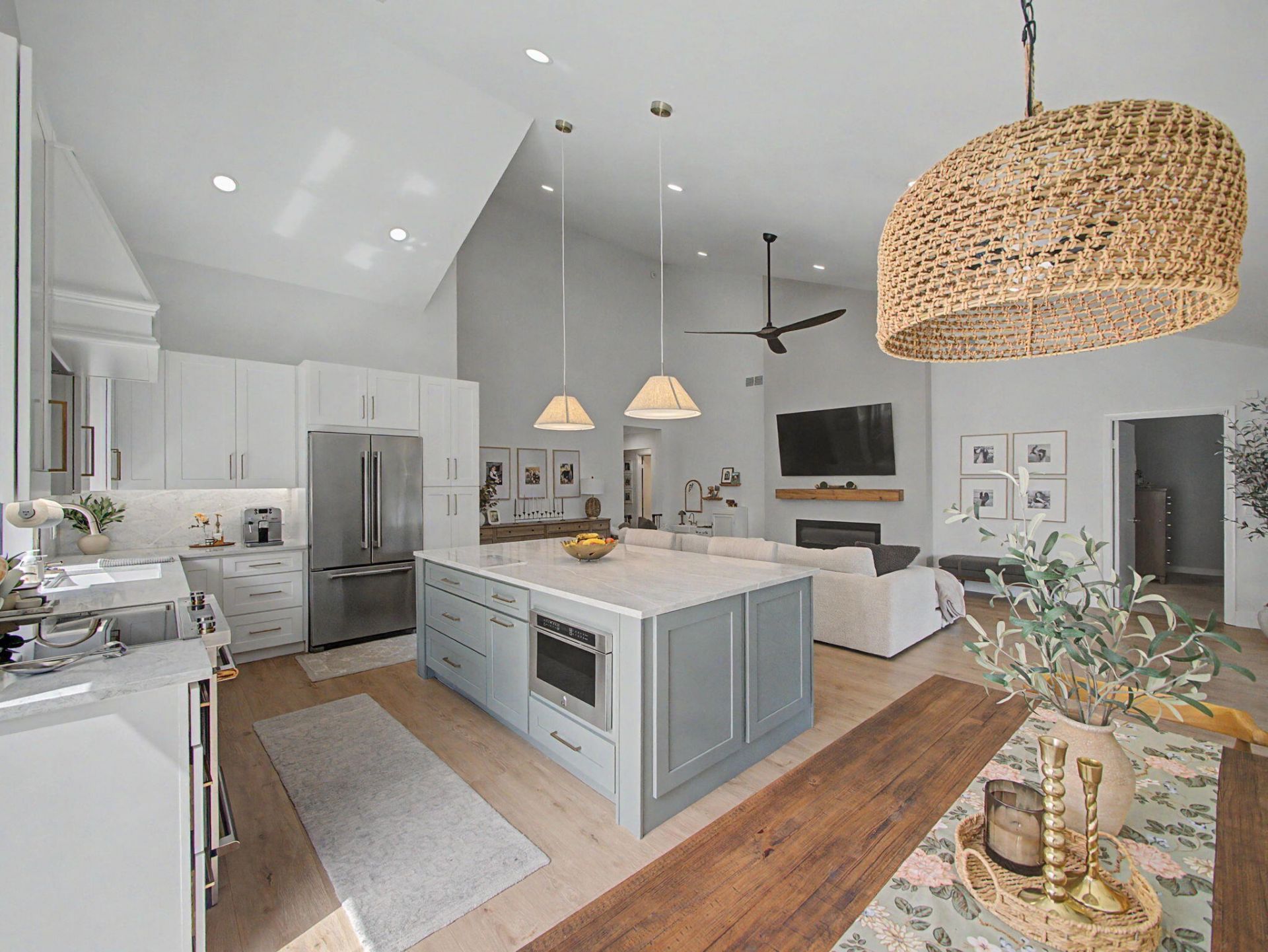 2631 Mohawk Circle, West Palm Beach, FL 33409 Photo