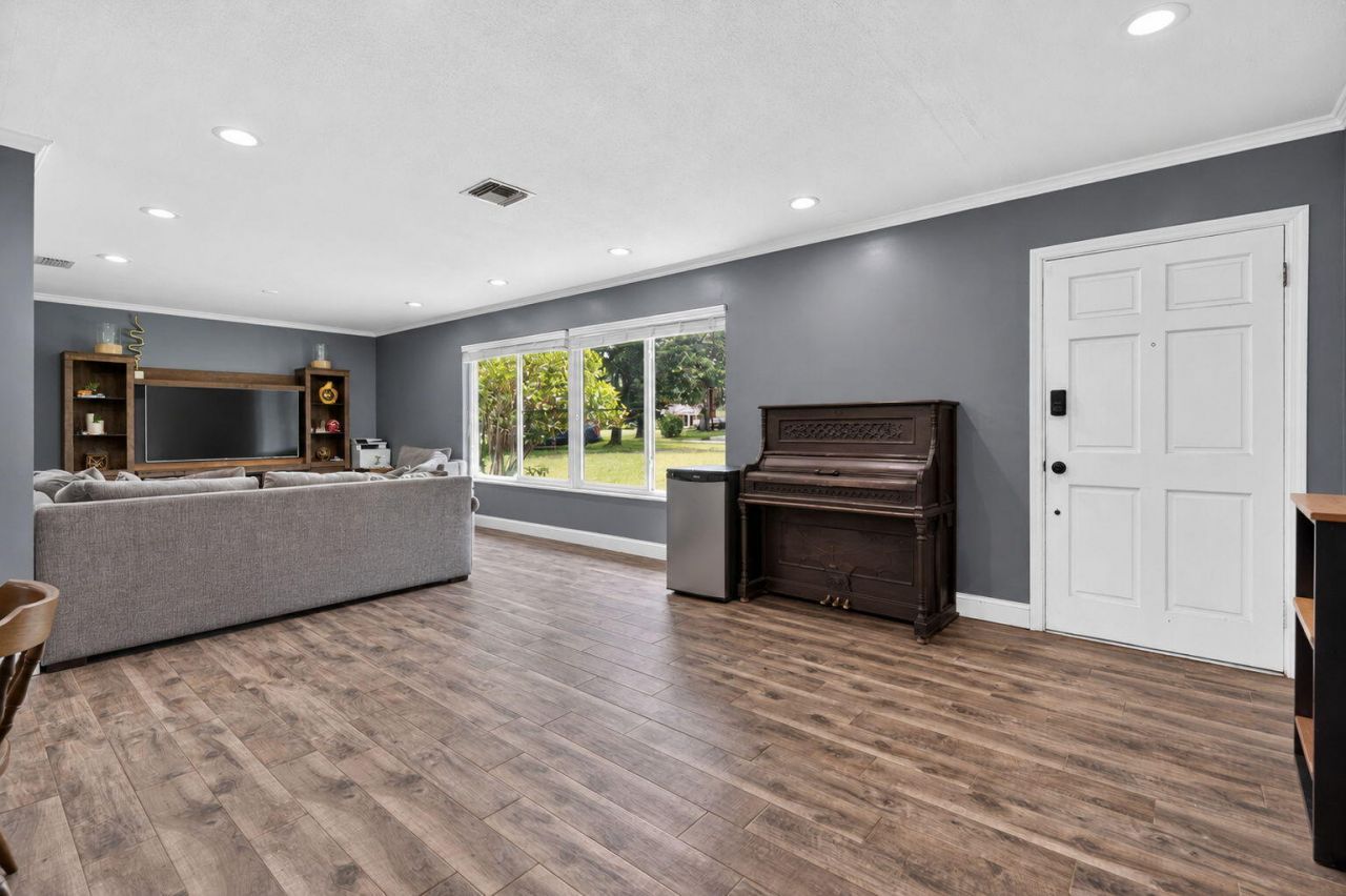 8669 Nashua Drive, Palm Beach Gardens, FL 33418 Photo