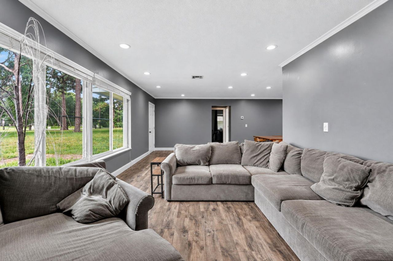 8669 Nashua Drive, Palm Beach Gardens, FL 33418 Photo