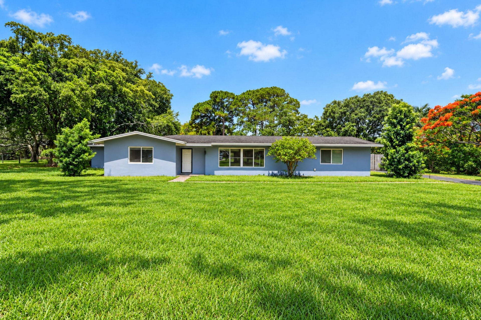 8669 Nashua Drive, Palm Beach Gardens, FL 33418 Photo