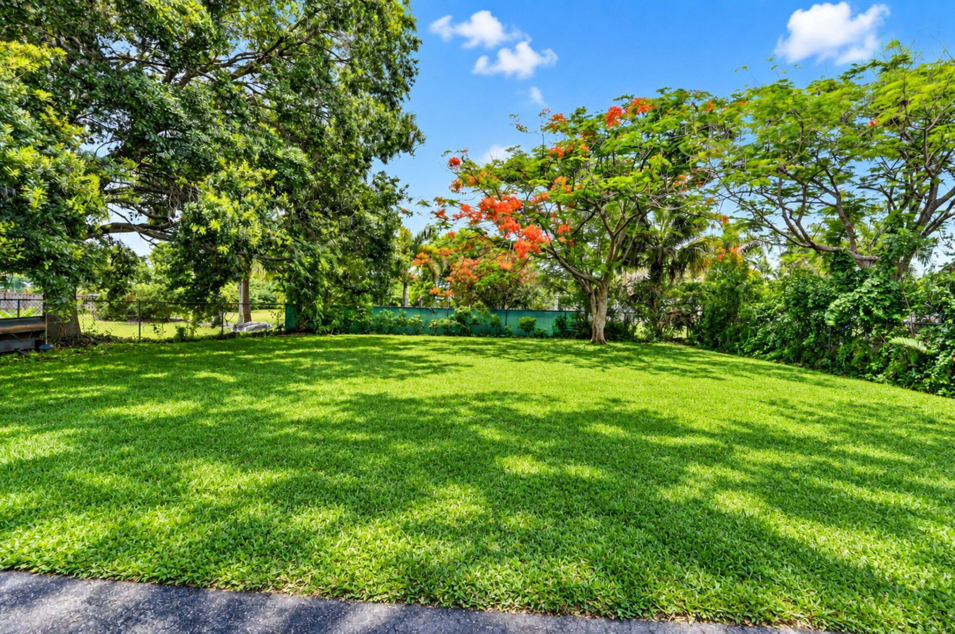 8669 Nashua Drive, Palm Beach Gardens, FL 33418 Photo