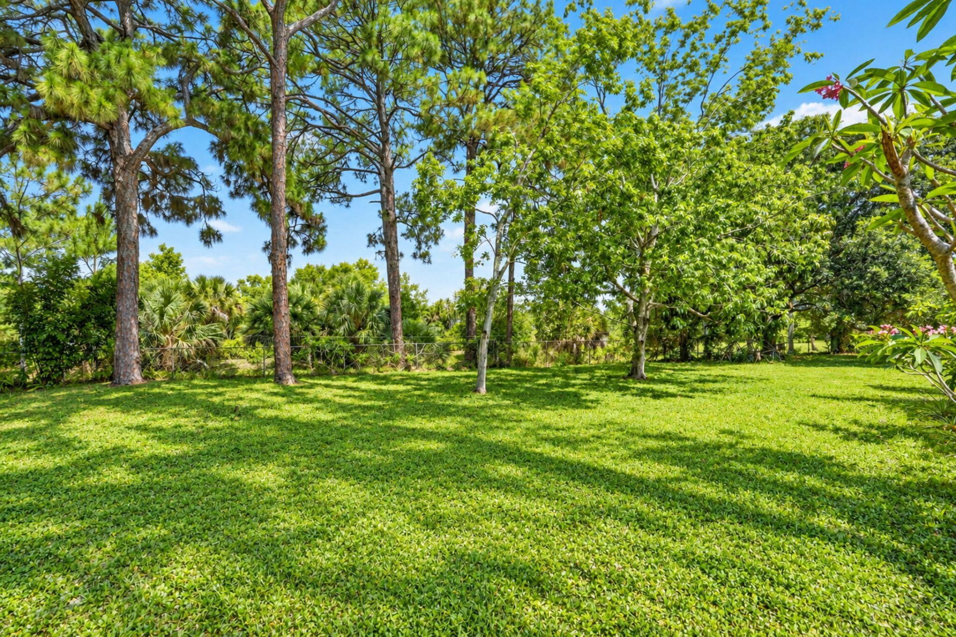 8669 Nashua Drive, Palm Beach Gardens, FL 33418 Photo