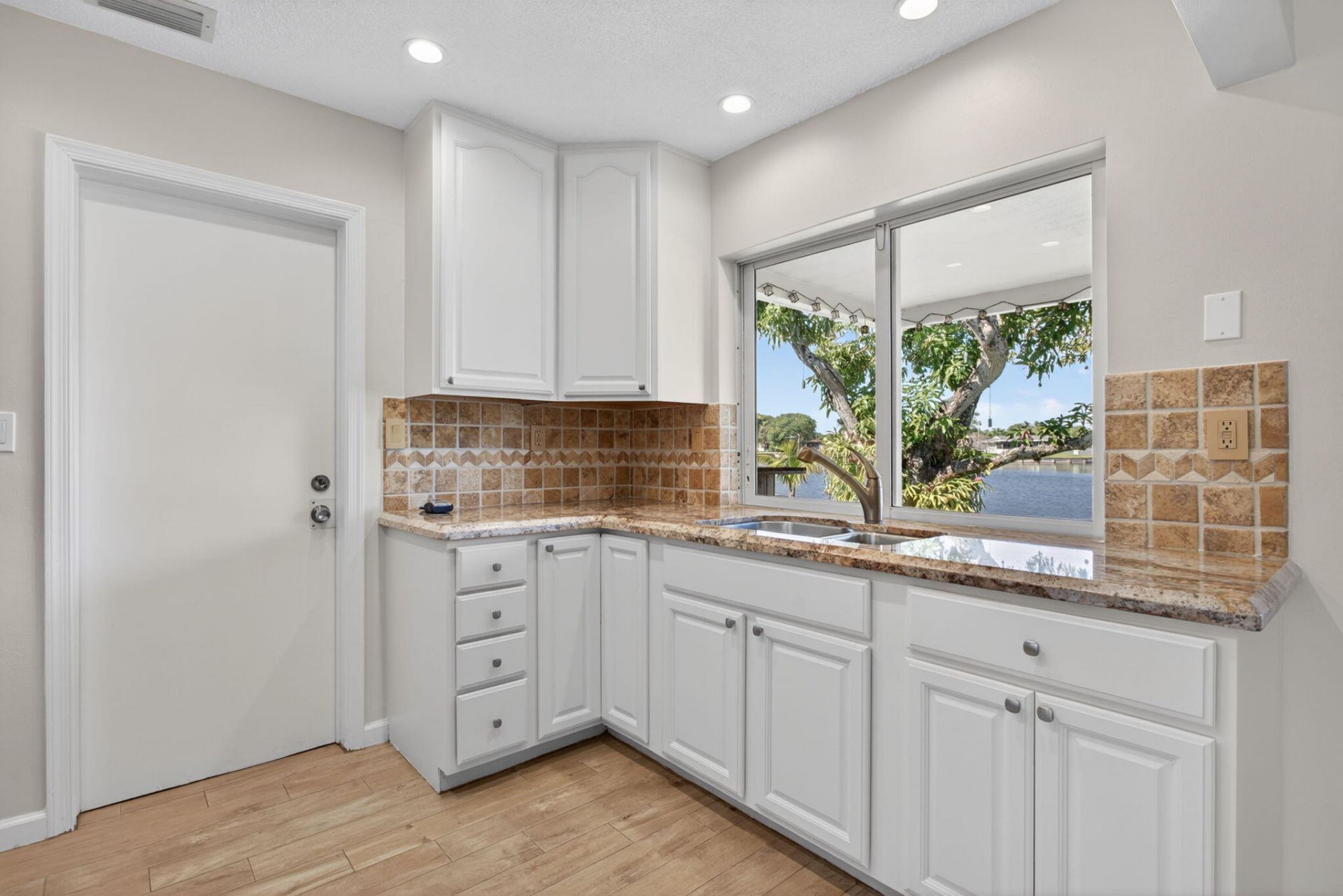 5907 NW 71st Avenue, Tamarac, FL 33321 Photo