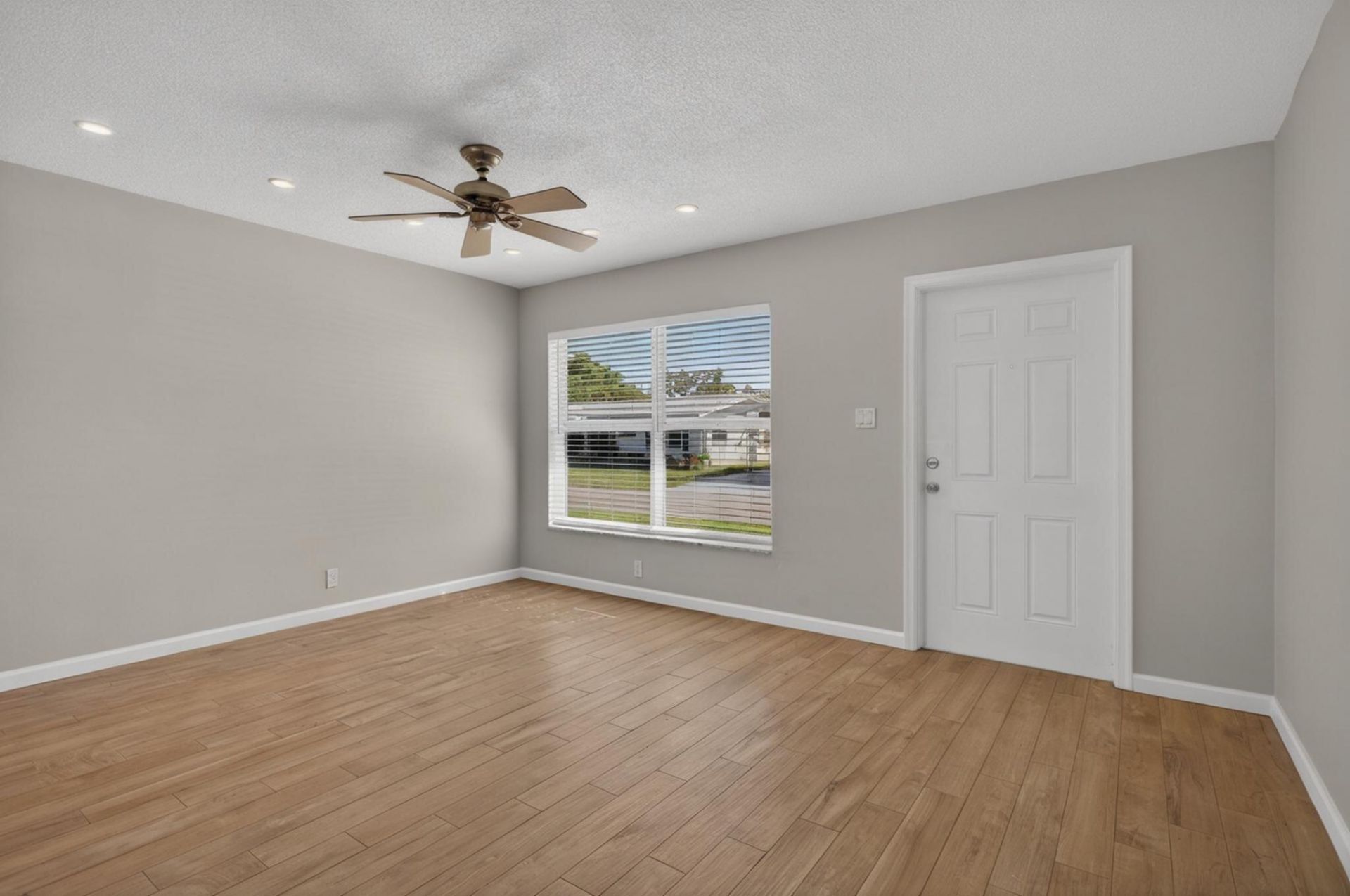 5907 NW 71st Avenue, Tamarac, FL 33321 Photo