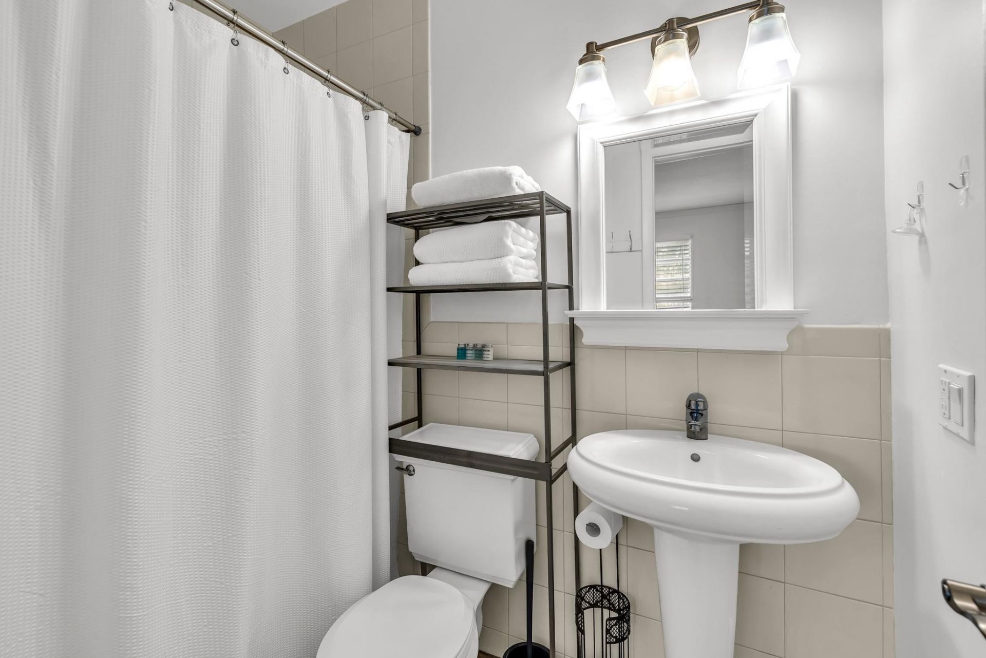 5211 NE 26th Avenue, Lighthouse Point, FL 33064 Photo