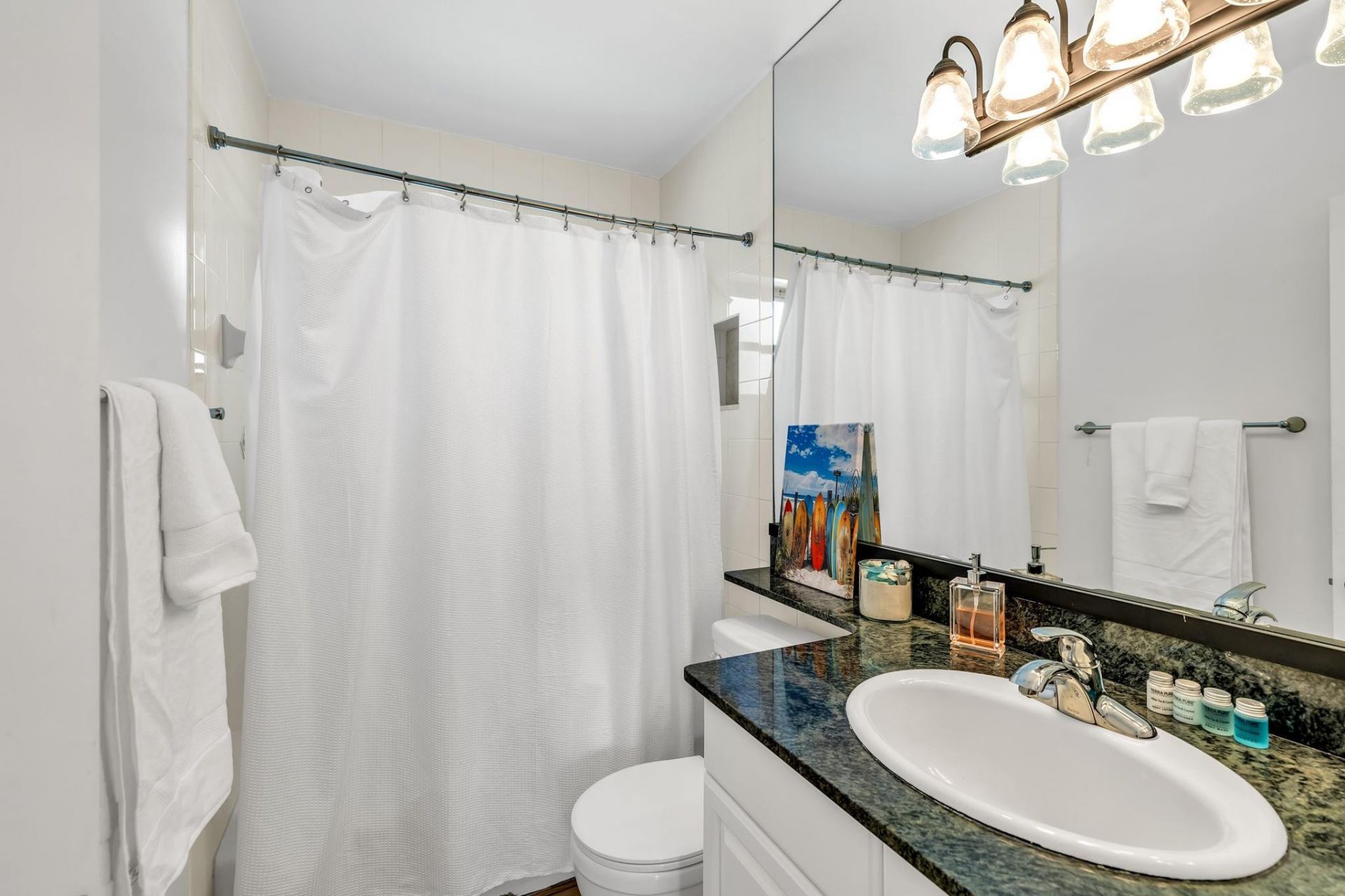 5211 NE 26th Avenue, Lighthouse Point, FL 33064 Photo